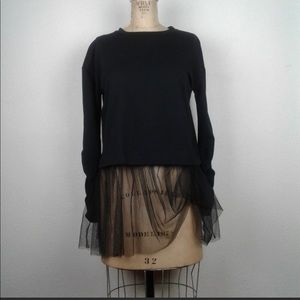 Mowlleux tulle peplum sweater ( worn once )